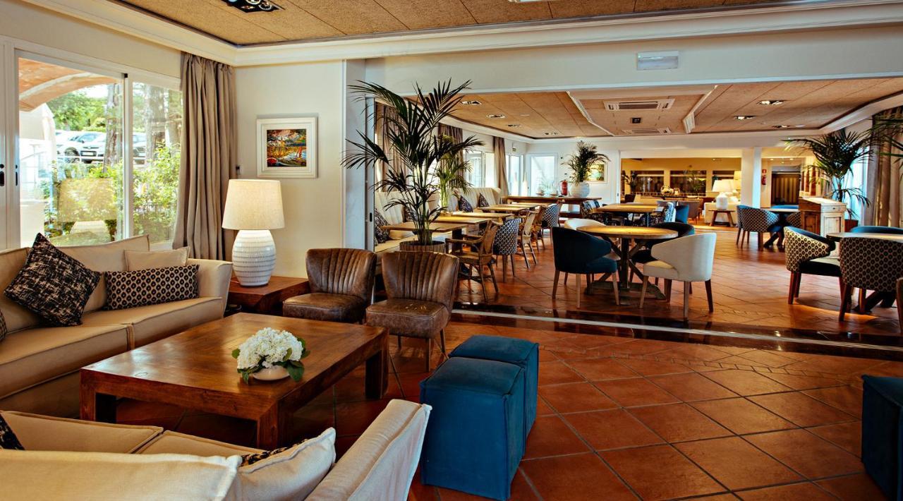 בגור Hotel Aigua Blava מראה חיצוני תמונה